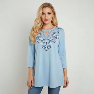 Denim & Company Small Petite Light Blue Embroidered 3/4 Sleeve Keyhole Top